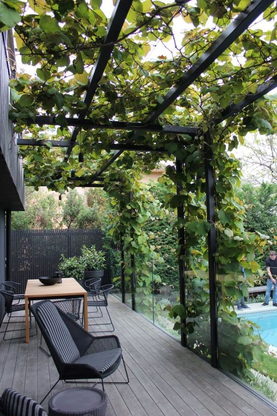 22 Pergolas où l'on rêve de s'évader pour avoir de l'ombre sur sa terrasse 31 22 Pergolas où l'on rêve de s'évader pour avoir de l'ombre sur sa terrasse 31