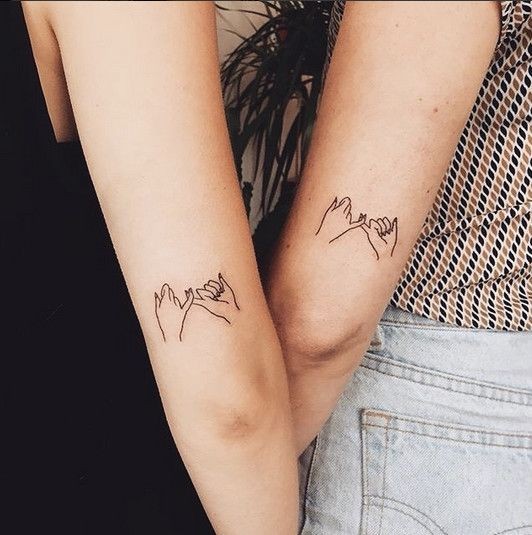 33 petits tatouages meilleures amies pour célébrer ce lien spécial 13