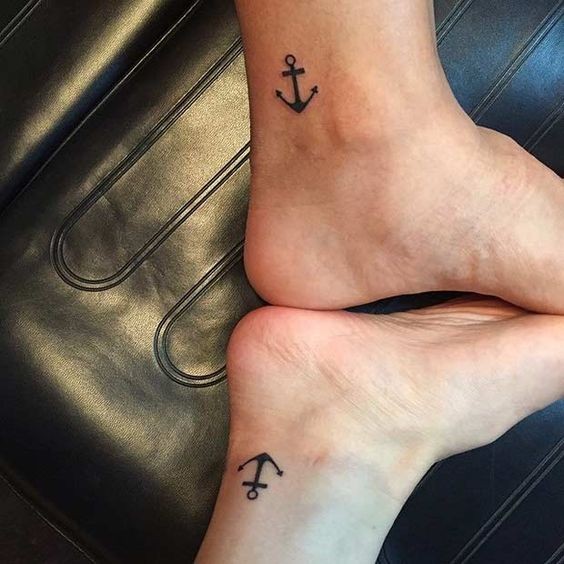 33 petits tatouages meilleures amies pour célébrer ce lien spécial 16