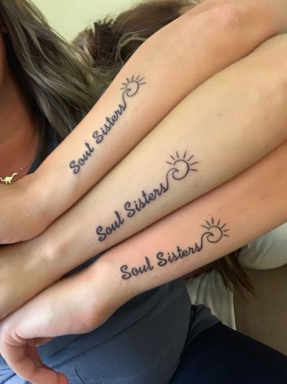 33 petits tatouages meilleures amies pour célébrer ce lien spécial 33