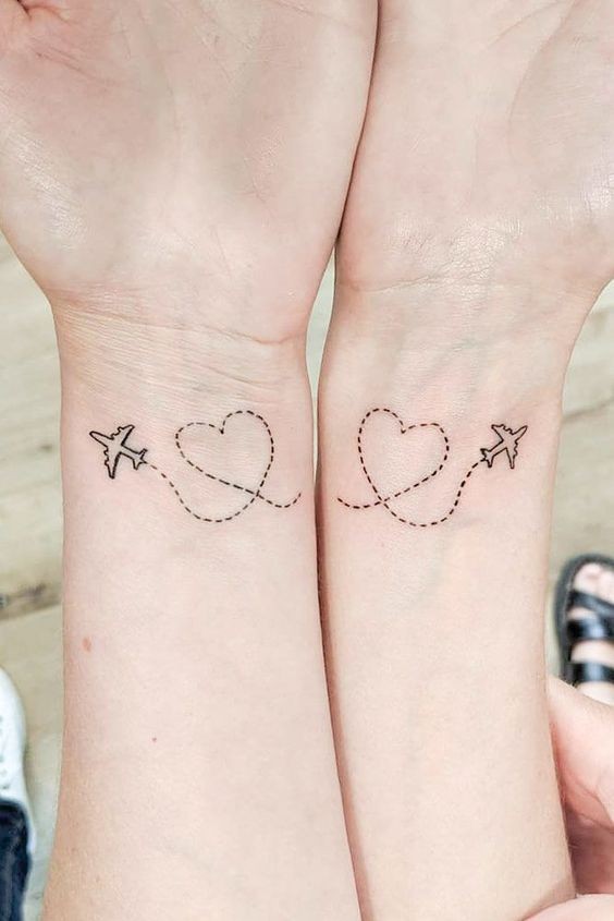 33 petits tatouages meilleures amies pour célébrer ce lien spécial 9