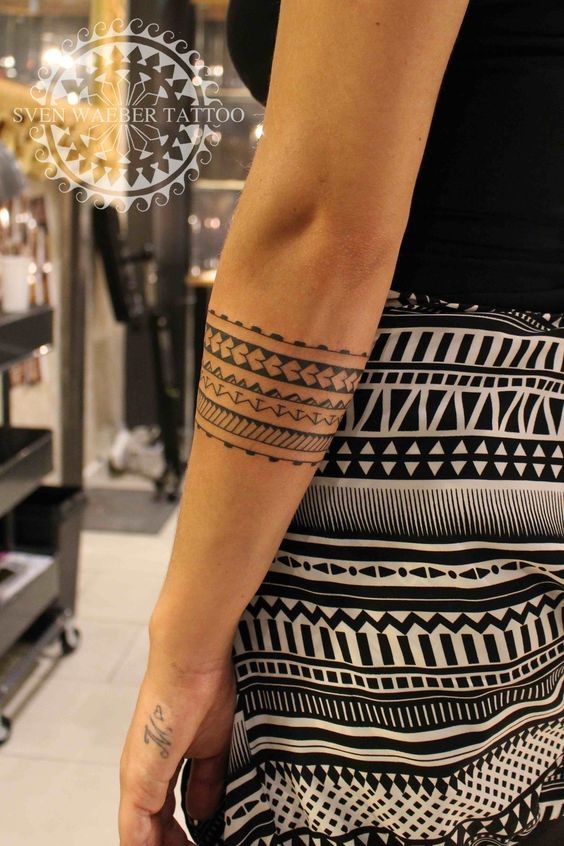 34 top idées de tatouages maori avant-bras 4