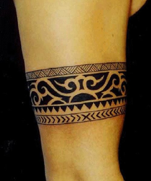 34 top idées de tatouages maori avant-bras 33