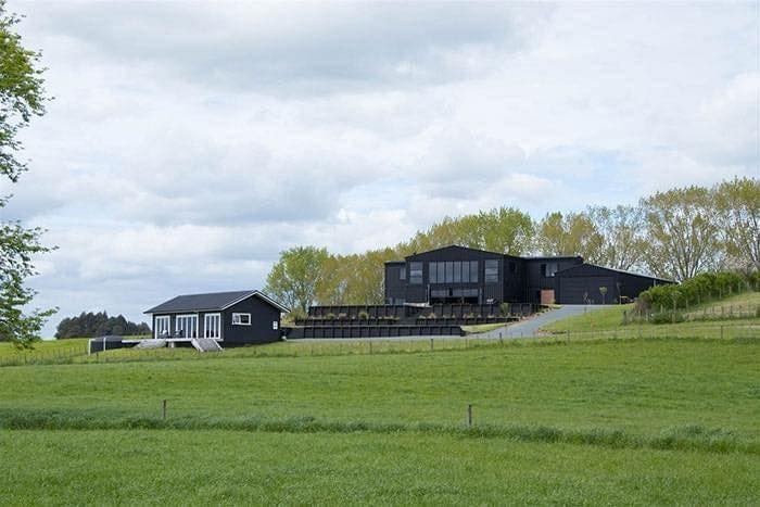 Il a construit sa maison avec 12 conteneurs 15 Il a construit sa maison avec 12 conteneurs 15