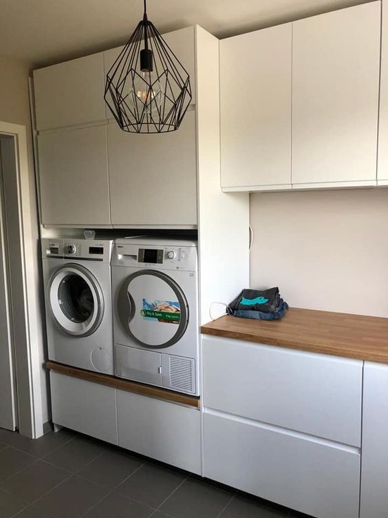 Meuble de Machine à Laver : 31 Idées à Adopter pour Sa Buanderie 30 Meuble de Machine à Laver : 31 Idées à Adopter pour Sa Buanderie 30