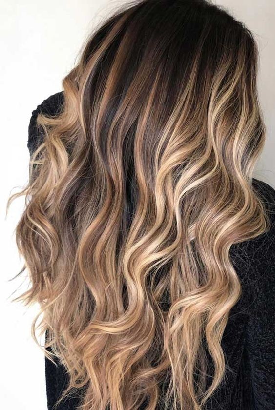 14 Balayages miel sur cheveux châtain foncé 12