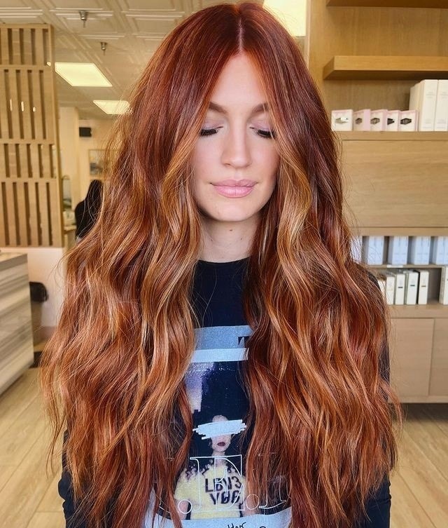 13 Couleurs de cheveux cuivrées avec mèches blondes 11