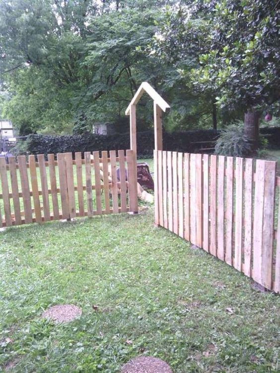 15 façons de faire des clôtures avec des palettes 5
