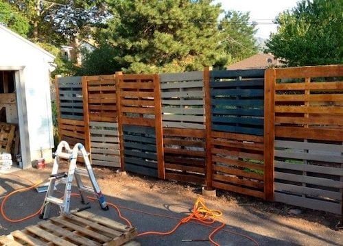 15 façons de faire des clôtures avec des palettes 1
