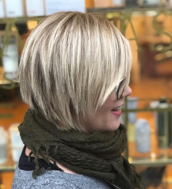 23 coupes de cheveux Bob incontournables pour les blondes aux cheveux fins 16 23 coupes de cheveux Bob incontournables pour les blondes aux cheveux fins 16
