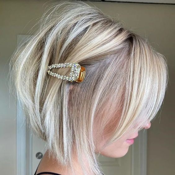 23 coupes de cheveux Bob incontournables pour les blondes aux cheveux fins 20 23 coupes de cheveux Bob incontournables pour les blondes aux cheveux fins 20