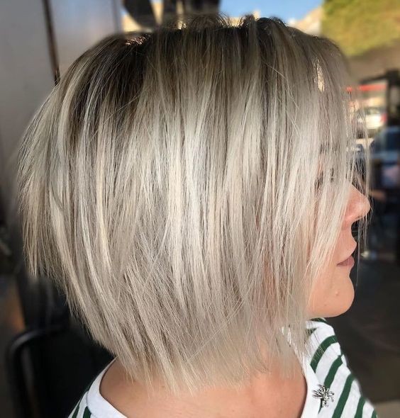 23 coupes de cheveux Bob incontournables pour les blondes aux cheveux fins 5 23 coupes de cheveux Bob incontournables pour les blondes aux cheveux fins 5