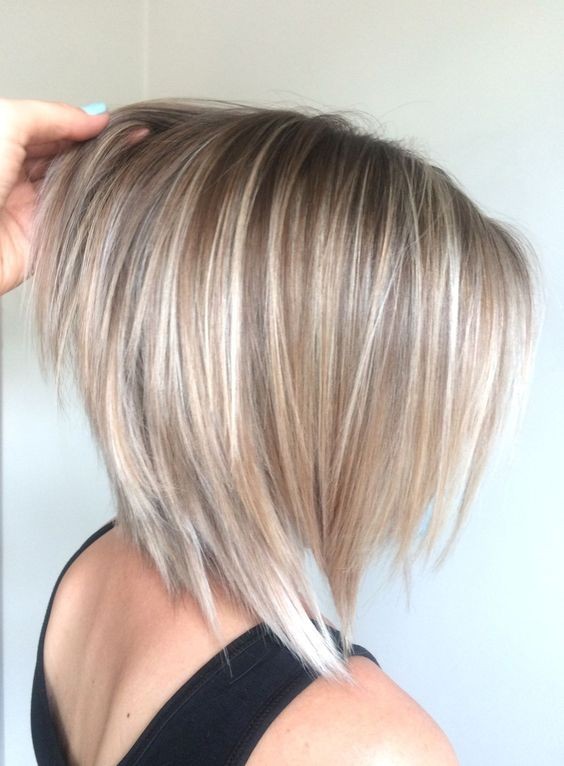 23 coupes de cheveux Bob incontournables pour les blondes aux cheveux fins 6 23 coupes de cheveux Bob incontournables pour les blondes aux cheveux fins 6