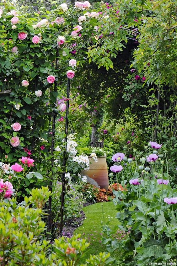 24 Idées d'aménagements de petits jardins 14