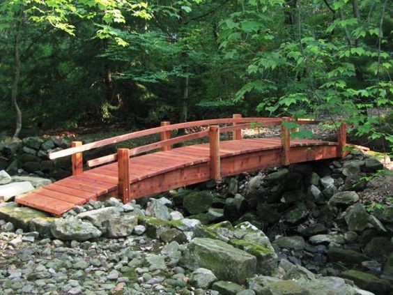 Les 40 plus beaux ponts de jardin pour s'inspirer 31