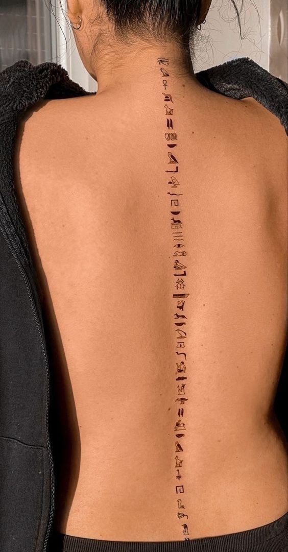 Tatouage chic : 20 top idées pour vous inspirer 13 Tatouage chic : 20 top idées pour vous inspirer 13