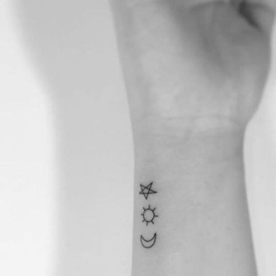 Tatouage chic : 20 top idées pour vous inspirer 26 Tatouage chic : 20 top idées pour vous inspirer 26