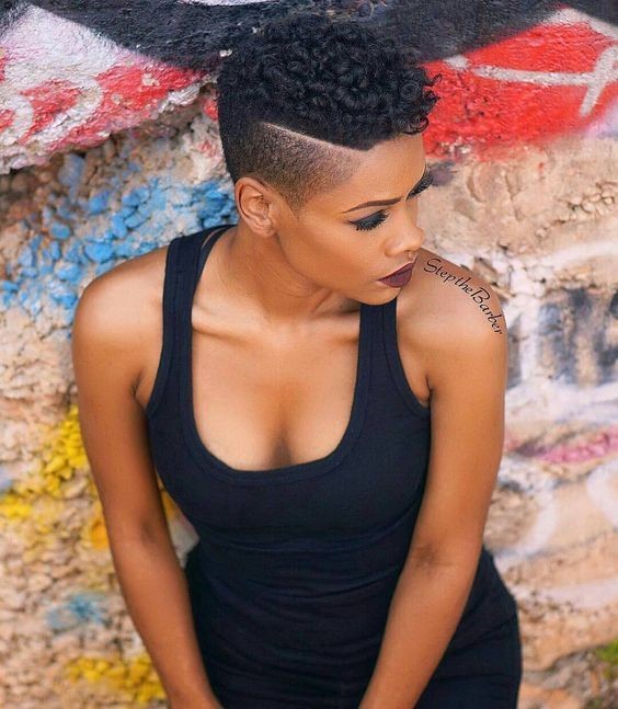 21 Coupes courtes qui rendent une femme noire irrésistible ! 7 21 Coupes courtes qui rendent une femme noire irrésistible ! 7