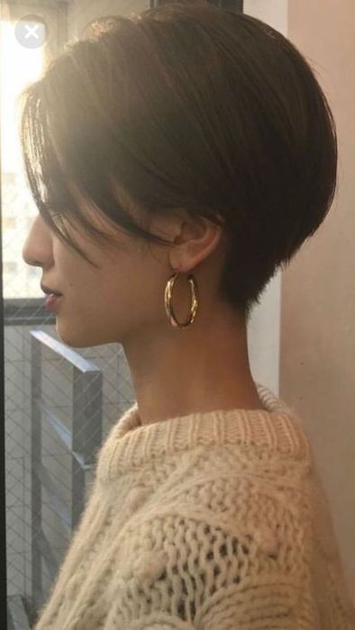21 Coupes courtes qui rendent une femme noire irrésistible ! 8 21 Coupes courtes qui rendent une femme noire irrésistible ! 8