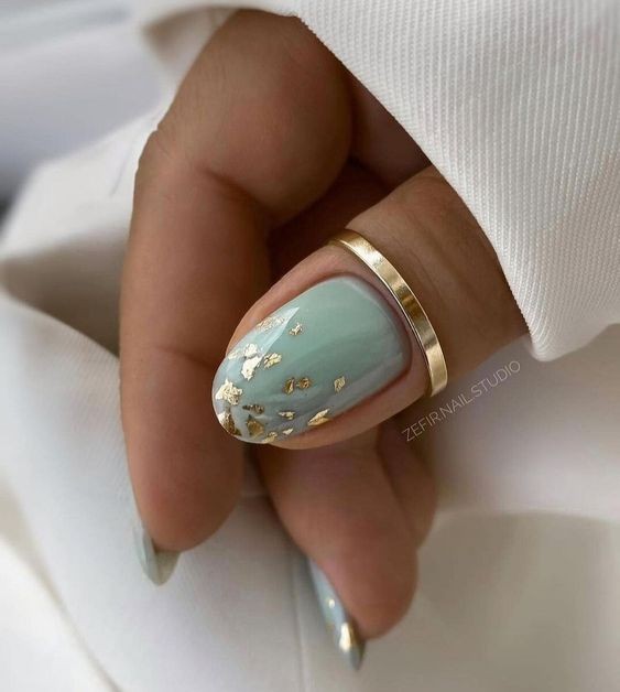 Tendance manucure 2023 : 20 idées pour des ongles stylés 9 Tendance manucure 2023 : 20 idées pour des ongles stylés 9