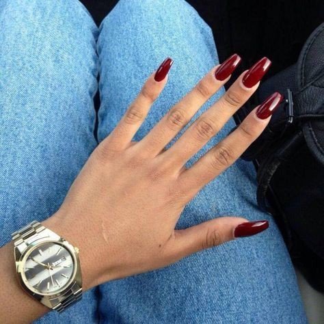 Tendance manucure 2023 : 20 idées pour des ongles stylés 17 Tendance manucure 2023 : 20 idées pour des ongles stylés 17