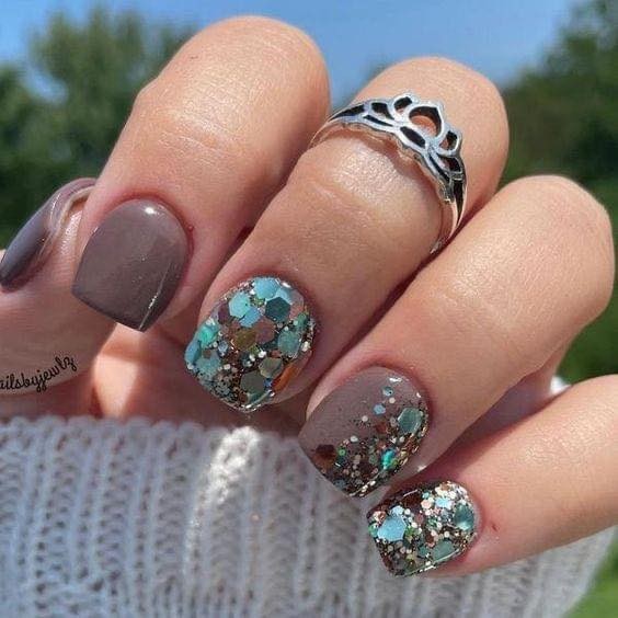 15 Jolis modèles pour des ongles courts 15 15 Jolis modèles pour des ongles courts 15