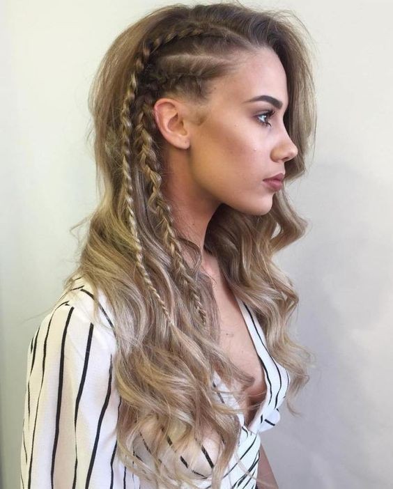 23 idées de coiffures avec des tresses pour cheveux longs 9