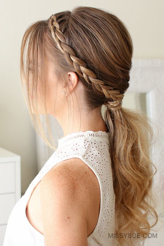 23 idées de coiffures avec des tresses pour cheveux longs 18