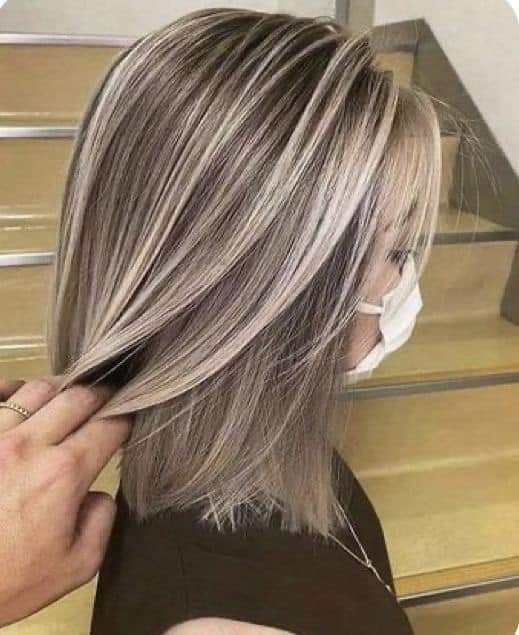 17 Coupes bob avec mèches blondes pour un changement de look 6 17 Coupes bob avec mèches blondes pour un changement de look 6