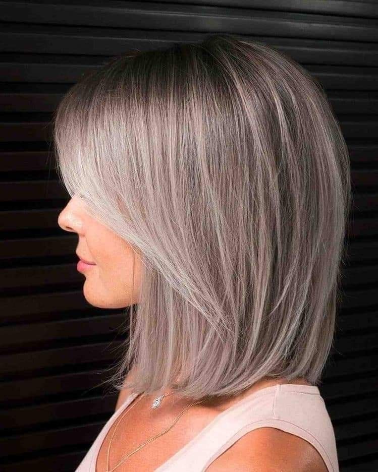 17 Coupes bob avec mèches blondes pour un changement de look 10 17 Coupes bob avec mèches blondes pour un changement de look 10