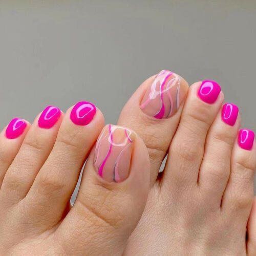 6 top idées pour des ongles de pieds roses 1