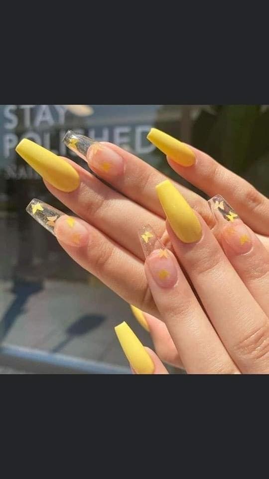 22 idées d'ongles jaunes ou moutarde 13