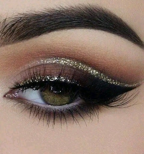 10 belles idées de maquillages de soirée 8