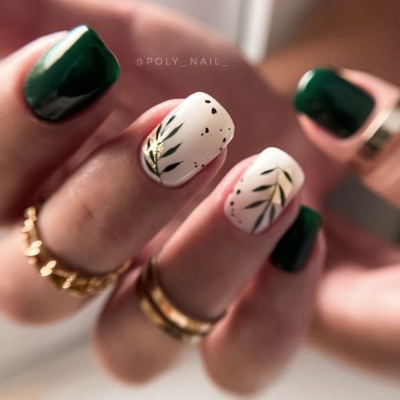 Ongles vert émeraude : 25 idées pour embellir vos ongles 13