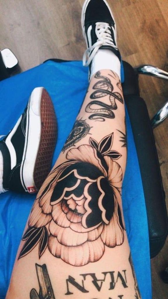 21 tatouages de genoux qui vous rendront irrésistible 8