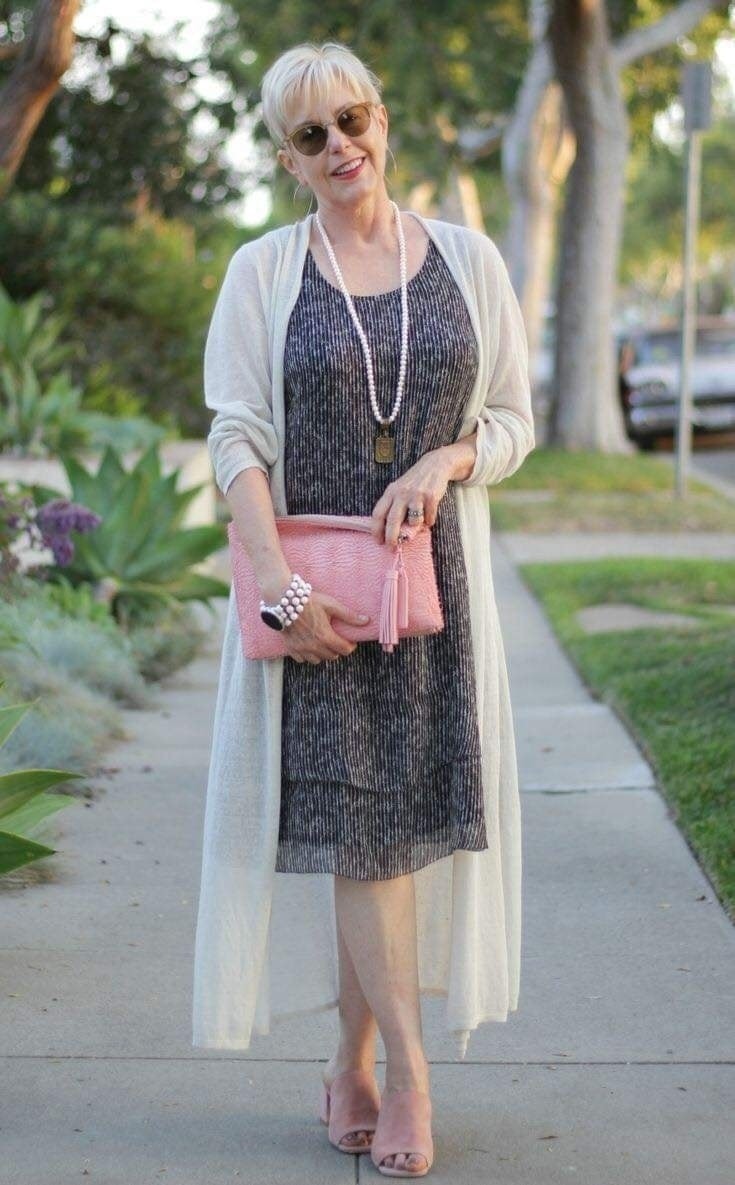 35 Tenues inspirées pour femme à partir de 50 ans 31 35 Tenues inspirées pour femme à partir de 50 ans 31