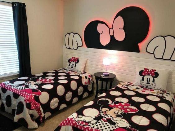 20 Chambres inspirées de Mickey et Minnie Mouse. 17