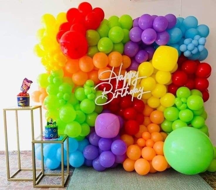 30 décorations d'anniversaire très colorées pour s'inspirer 2