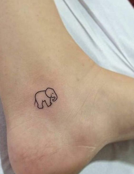 26 Tatouages minimalistes et tendance en 2023 3