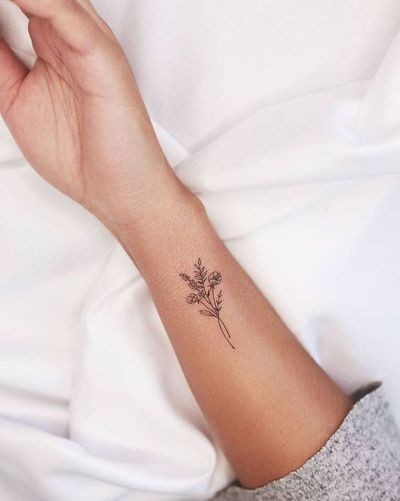 26 Tatouages minimalistes et tendance en 2023 6