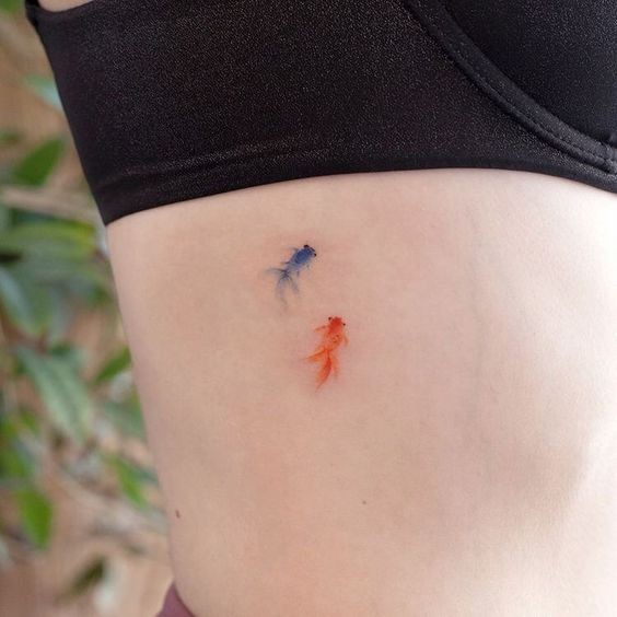 26 Tatouages minimalistes et tendance en 2023 9