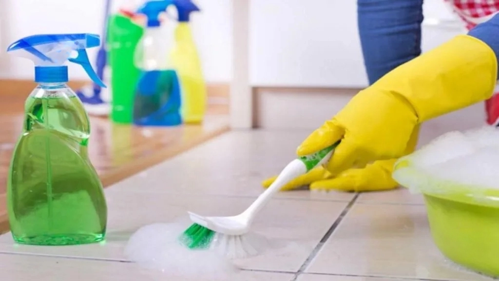 10 astuces hyper-simples pour nettoyer les joints de salle de bain 2