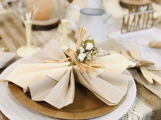 10 déco de mariage diy à faire avec des serviettes 13