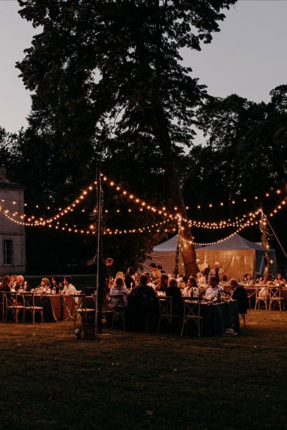 10 déco de mariage diy avec des guirlandes lumineuses 12