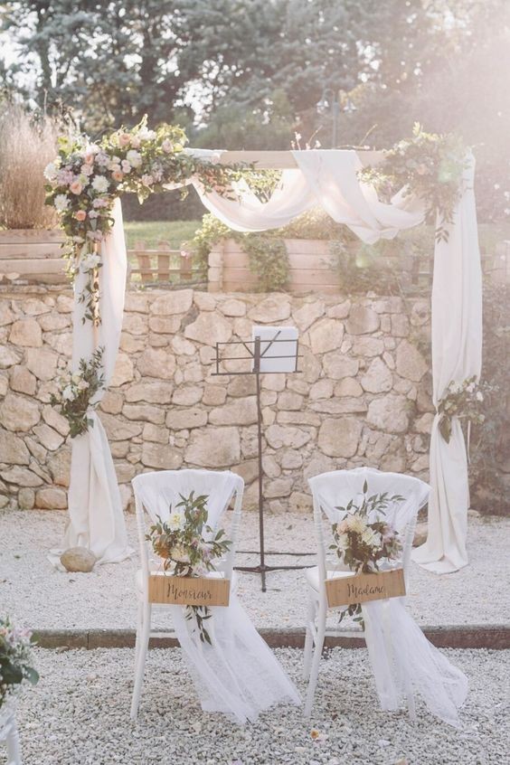 10 idées de déco de mariage diy pas cher avec des fleurs 12