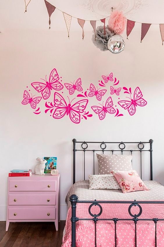 10 Idées pour décorer la chambre de vos filles avec des vinyles 6