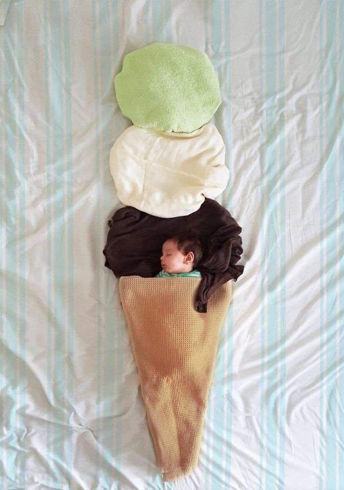 10 jolies idées pour prendre des photos originales de votre bébé avec des couvertures et des draps 8 10 jolies idées pour prendre des photos originales de votre bébé avec des couvertures et des draps 8