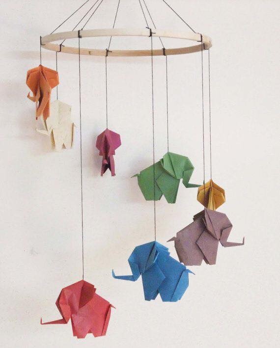 12 Incroyables mobiles en papier à faire soi-même 11