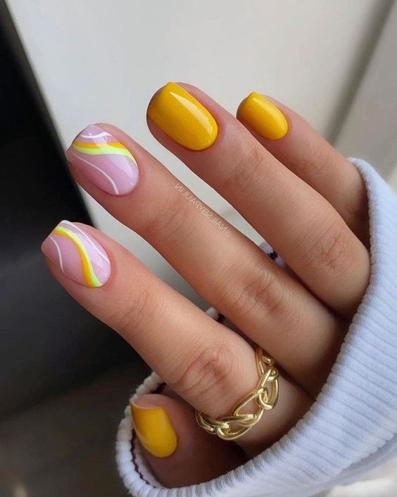 14 top idées vernis à ongles printemps 7