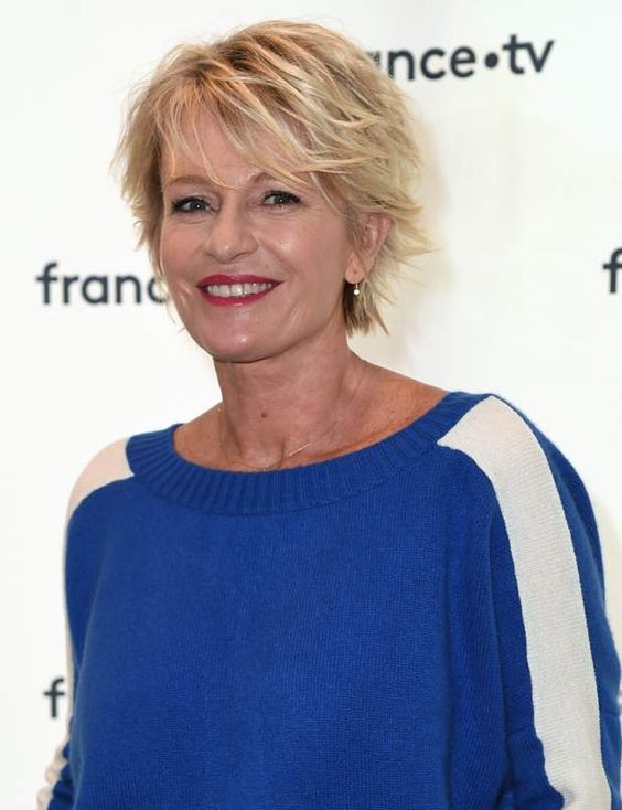20 Coupes courtes pour femme de 50 ans aux cheveux fins 13 20 Coupes courtes pour femme de 50 ans aux cheveux fins 13